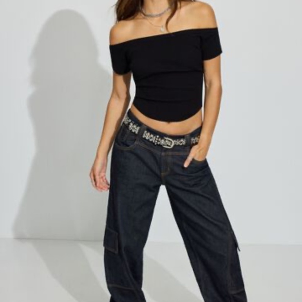 Garage Off Shoulder Short Sleeve Top Black